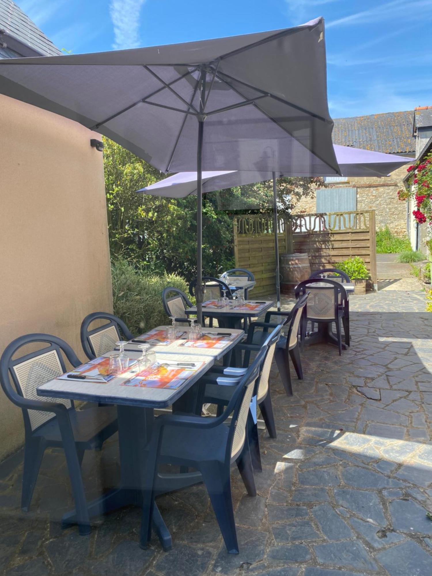 Louisfert Auberge Armoricaine מראה חיצוני תמונה